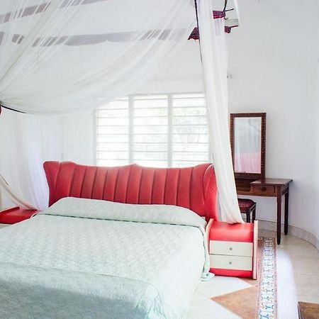 דיאני ביץ' Kijani Cottages Diani מראה חיצוני תמונה