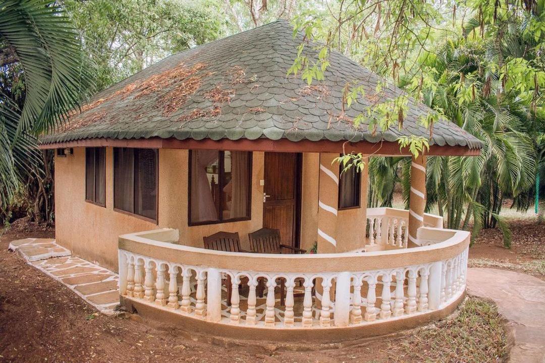 דיאני ביץ' Kijani Cottages Diani מראה חיצוני תמונה