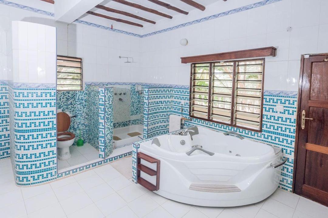 דיאני ביץ' Kijani Cottages Diani מראה חיצוני תמונה