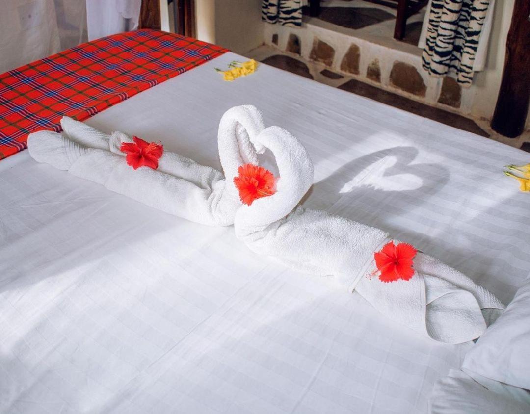 דיאני ביץ' Kijani Cottages Diani מראה חיצוני תמונה